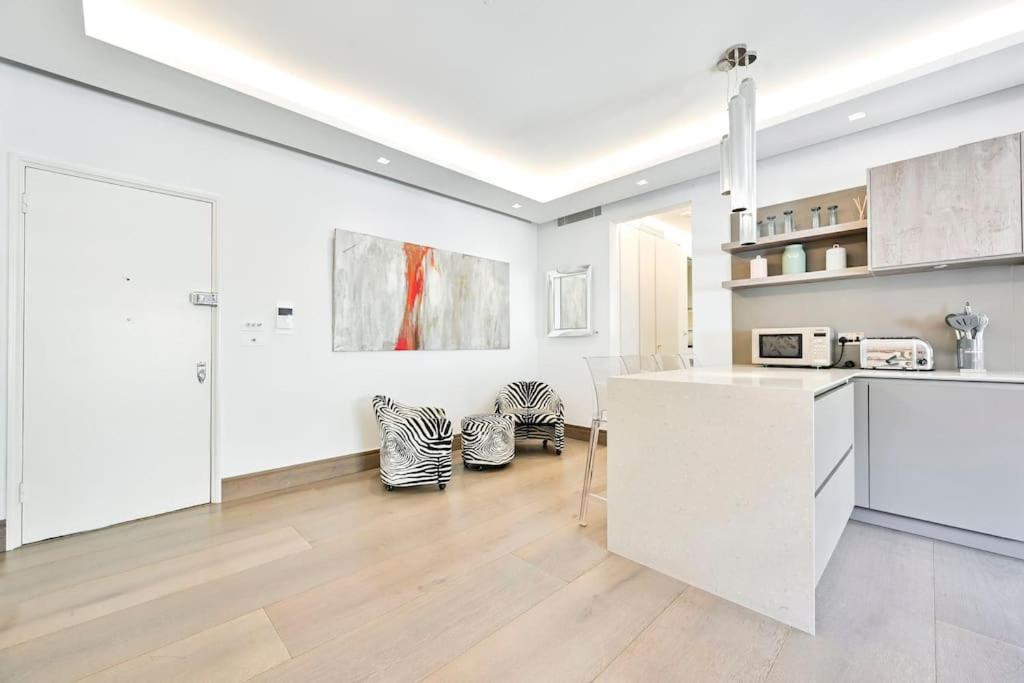 Apartment The Best Of Soho 4 People - Chekprofile London